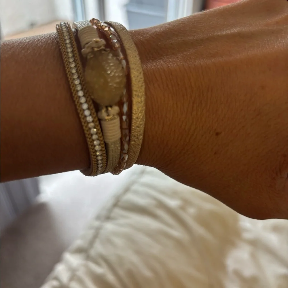 Chic Gold and Silver Women's Bracelet Set